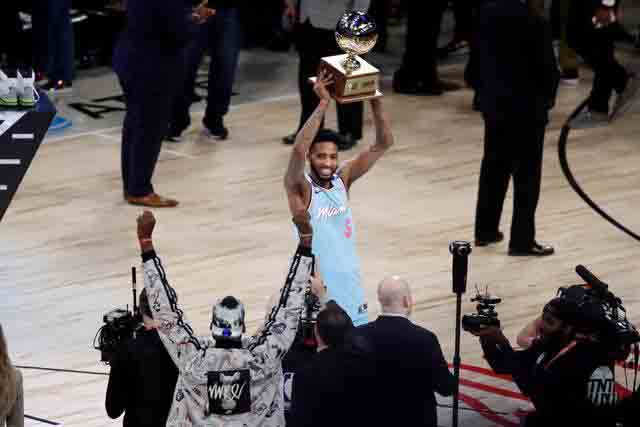 琼斯扣篮大赛冠军