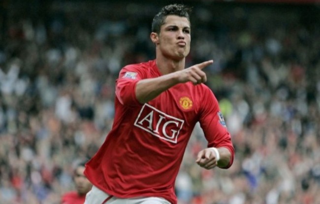 C罗最后能穿上曼联的7号球衣吗？