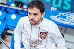 记者：巴萨今夏难以引进B席 后者今夏离开曼城