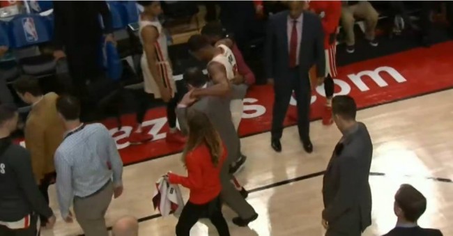 胡德左脚跟腱撕裂