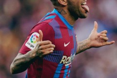 曝阿尔维斯将加盟美洲狮 为年底世界杯做准备