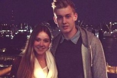 布兰特的前女友 曾是一名曲棍球球员