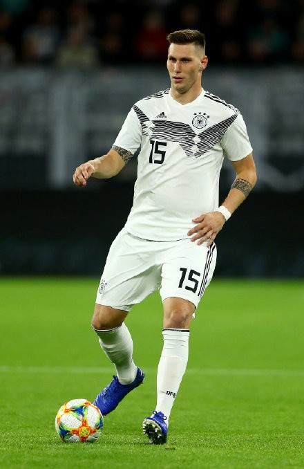 聚勒今夏加盟多特蒙德