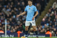 胡桑诺夫加盟曼城半年踢10场 共出场745分钟