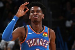 亚历山大四头肌挫伤 将缺席明天的比赛