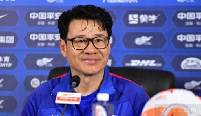 上海申花主帅吴金贵