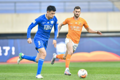 中超武汉卓尔2-1石家庄永昌 埃弗顿梅开二度献绝杀 永昌不幸降级