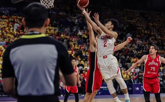 徐杰无缘亚洲杯后首次现身