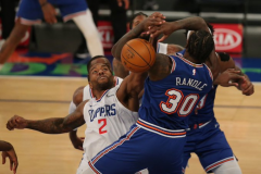 卡椒组合不敌尼克斯 小莫里斯背锅