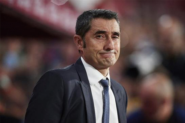 巴尔韦德为什么从巴萨下课？