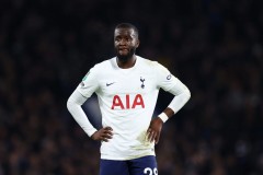 巴黎圣日耳曼有意租借恩东贝莱 与热刺进行接触