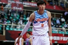 麦穗丰：新疆队合法合规发工资给周琦 不存在违规问题