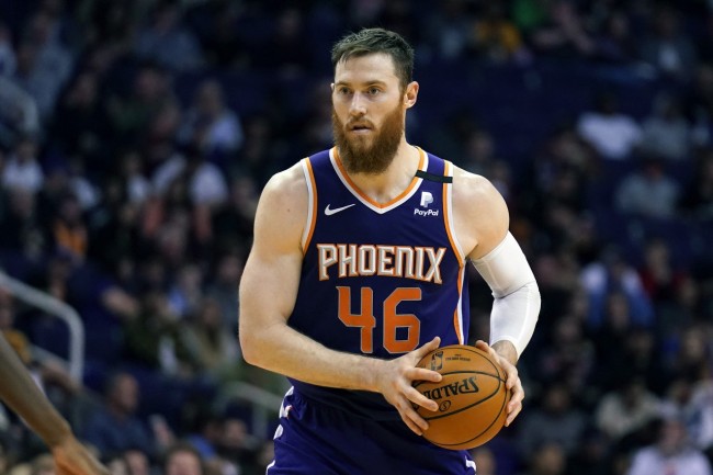 贝恩斯新冠检测呈阳性尚未与太阳会合