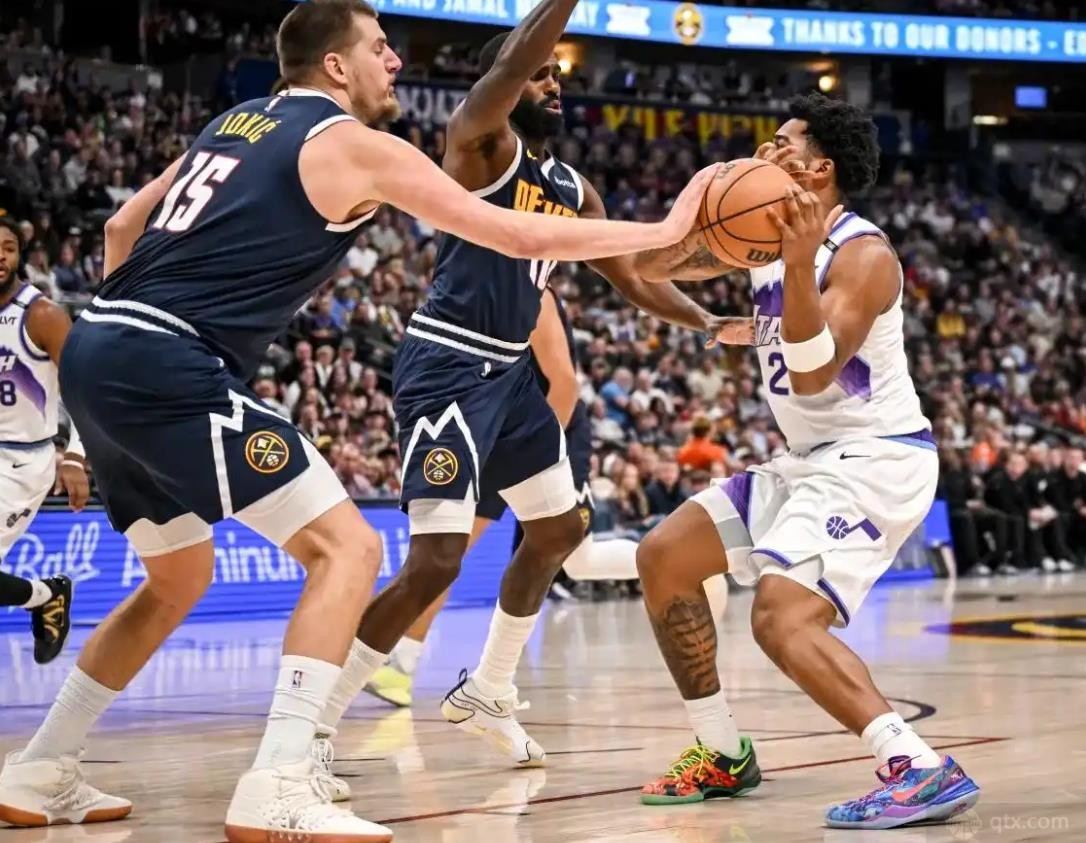 今日nba掘金vs爵士首节打出40-15