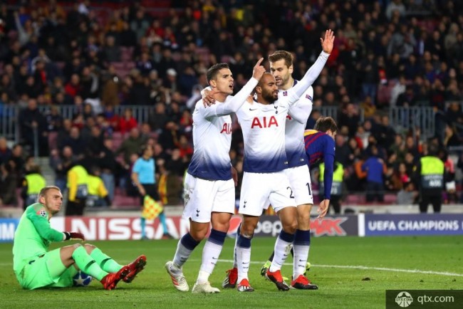 小卢卡斯面对巴萨金子进球