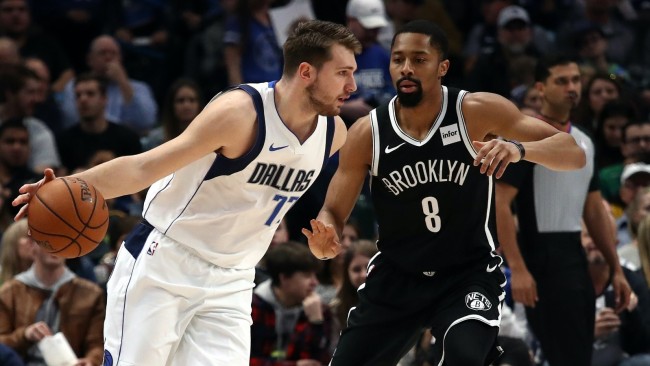 独行侠有意引进后卫