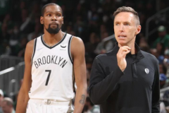 A-史密斯怒批纳什无任何执教经验 还不如高中教练