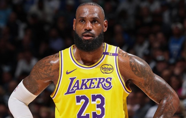 詹姆斯交易已有4支球队联系