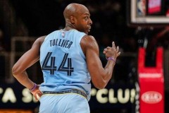 灰熊正式签下老将托利弗