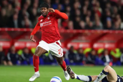 诺丁汉森林双杀曼联 红魔旧将埃兰加大放异彩