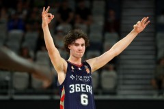 玻璃人体制？雷霆新秀约什基迪首秀因伤退出