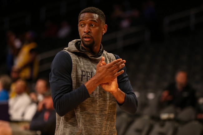 新疆外援克拉克手指受伤需要四周恢复时间