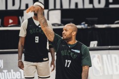 雄鹿或将续约塔克 将得到2年2000万新合同