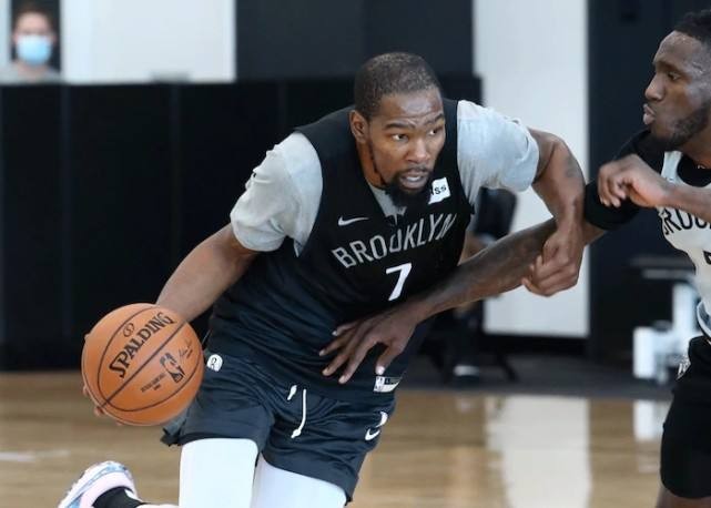 杜兰特篮网首秀