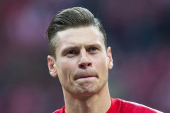 皮什切克宣布明夏退役 新赛季不再担任多特副队长