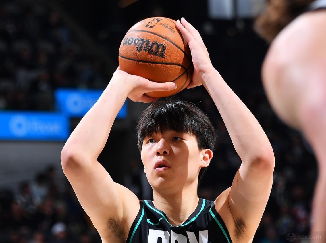 杨瀚森NBA罚球16罚15中