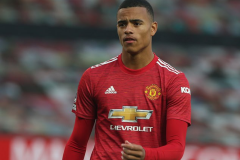 酒店约女孩 睡眠不足 吸笑气 青木的态度令曼联日益担忧