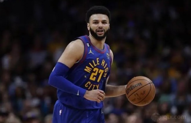 詹姆斯谈穆雷表现