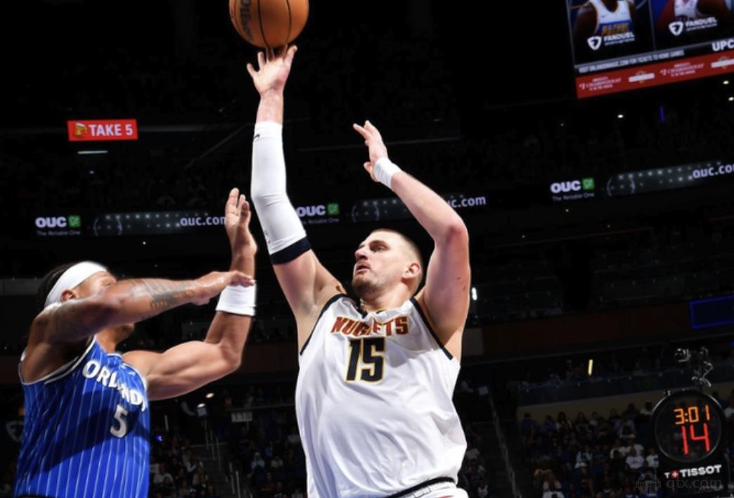 约基奇空砍34分三双