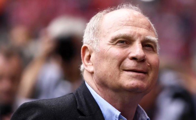 赫内斯离任拜仁