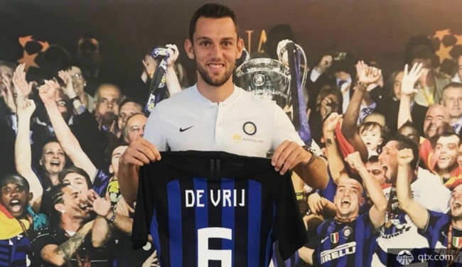 德弗莱表示并未向队友提及输给埃因霍温10球 德弗莱表示并未向队友提及输给埃因霍温10球