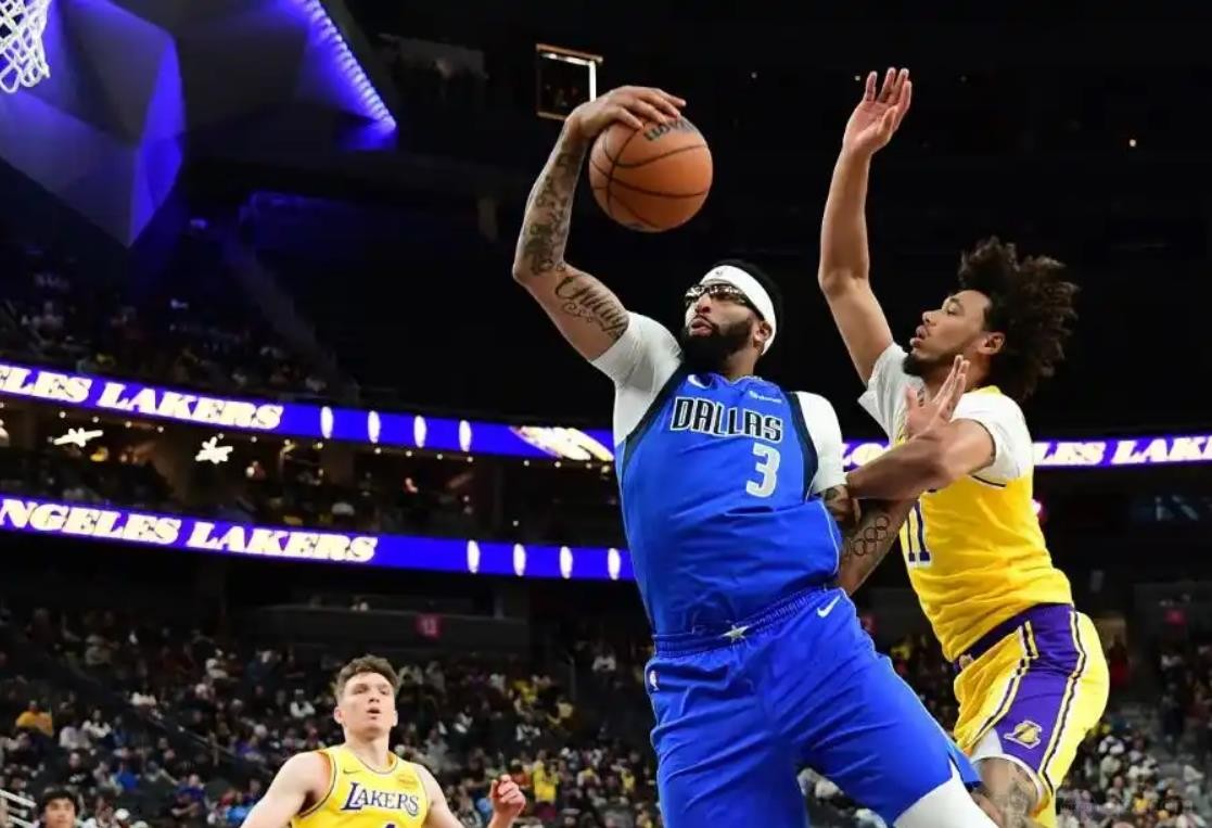 nba季前赛独行侠121-94逆转湖人