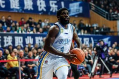 福建男篮外援杰特已经抵达中国