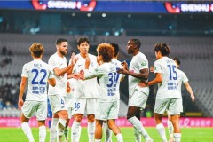 英博球员“霸榜”中超榜单 英博提前完成保级