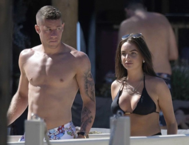 巴克利约会女网红