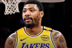 湖人2年1100万美元签下斯马特 第二年为球员选项