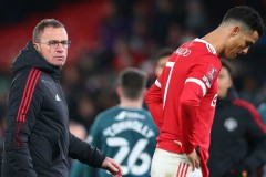 朗尼克也要下课？前曼联名宿斯科尔斯：毫无执教经验 不适合当教练