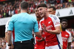 英超公布赖斯染红裁判录音 赖斯第二张黄牌惹争议