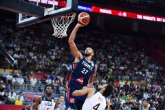 戈贝尔21+16米切尔29分 美国不敌法国止步八强