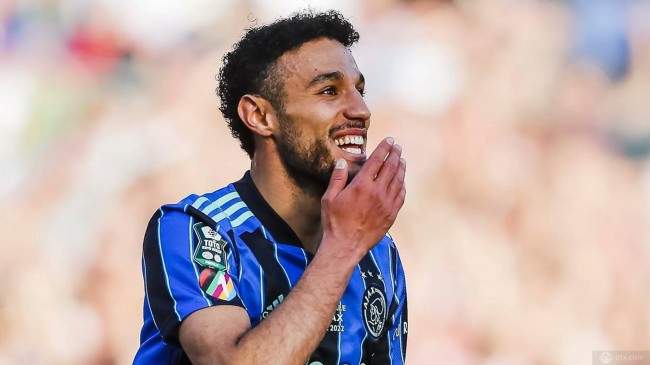 拜仁即将签下马兹拉维