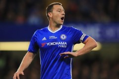 特里：年轻时曾被怀斯掐着脖子教训 只因买了一台车