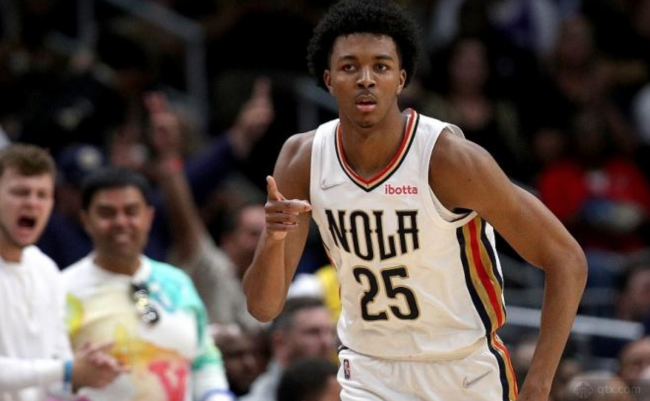 鹈鹕球员特雷·墨菲