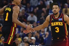 勇士仅3人上双主场111-124不敌老鹰 库里31分 巴特勒30+7+6