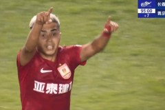 艾菲尔丁斩获个人中超首球 补时打进绝平球