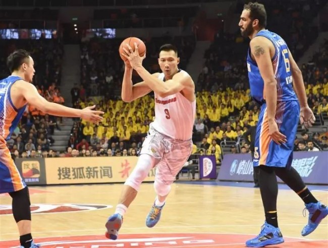 CBA年薪最高的五大国内球员 阿联居首孙悦在列