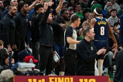 约基奇缺阵掘金客场114-110险胜凯尔特人 穆雷22+8+17 布朗空砍33分